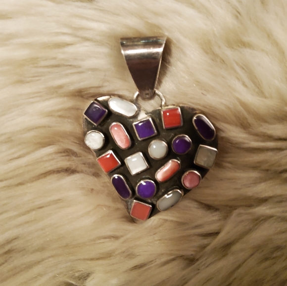 Native American Navajo Heart Pendant EUC - Picture 3 of 11